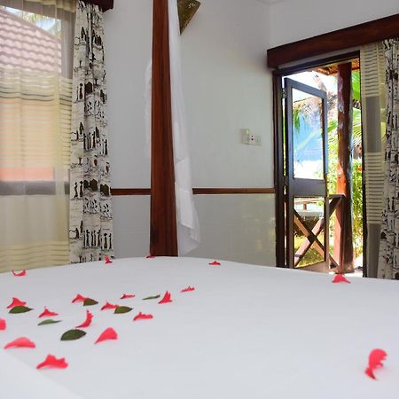 נונגווי Mnarani Beach Cottages מראה חיצוני תמונה