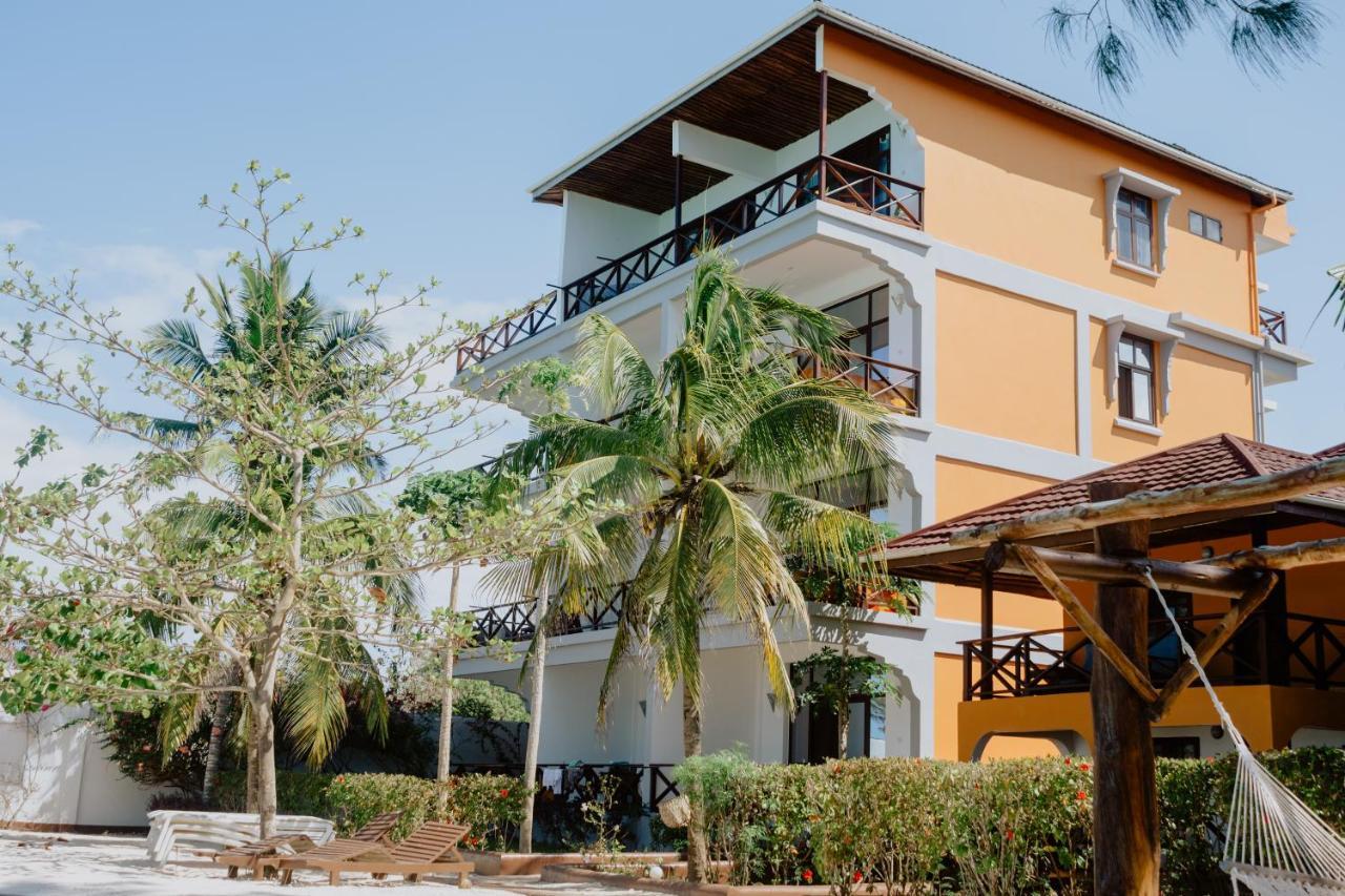 נונגווי Mnarani Beach Cottages מראה חיצוני תמונה