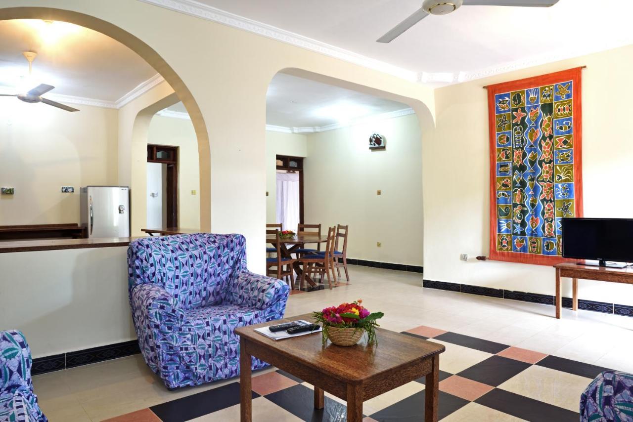 נונגווי Mnarani Beach Cottages מראה חיצוני תמונה