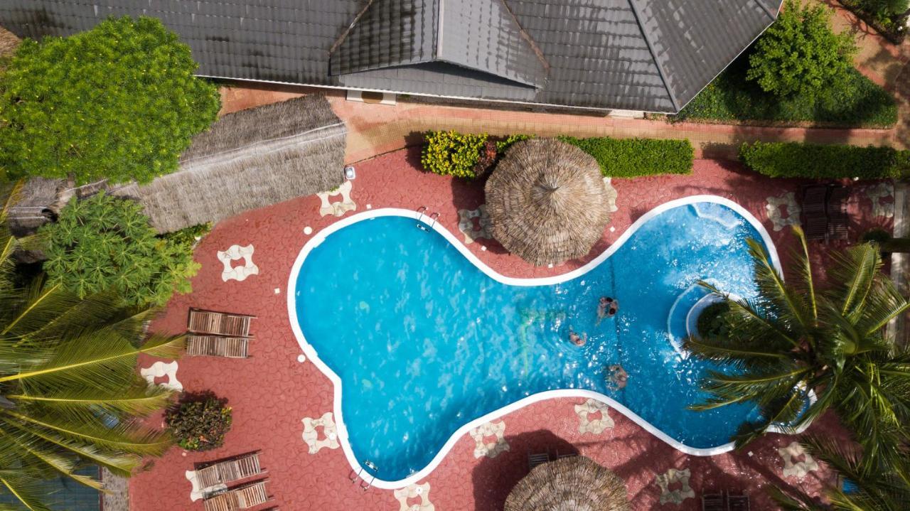 נונגווי Mnarani Beach Cottages מראה חיצוני תמונה