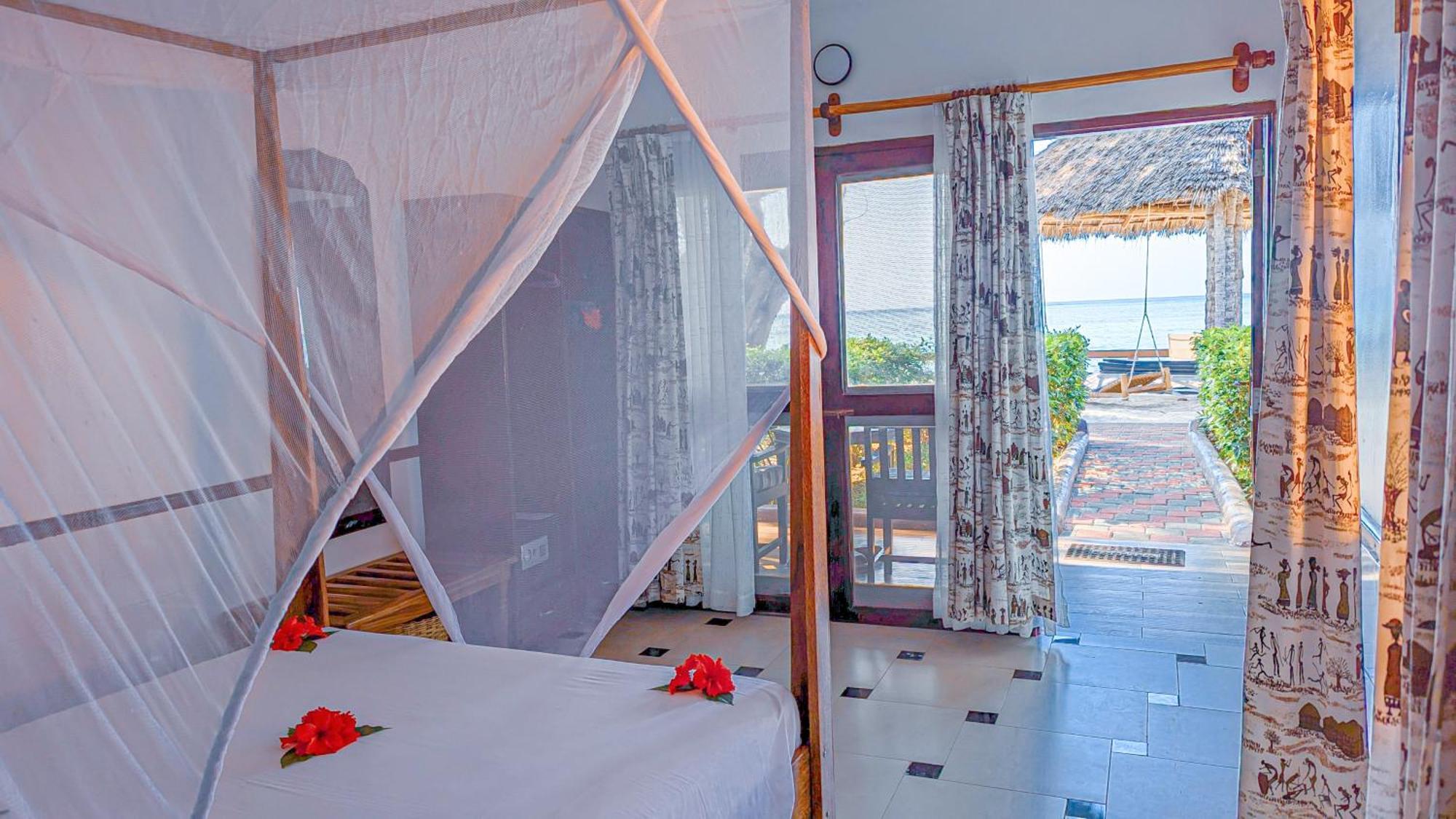 נונגווי Mnarani Beach Cottages מראה חיצוני תמונה